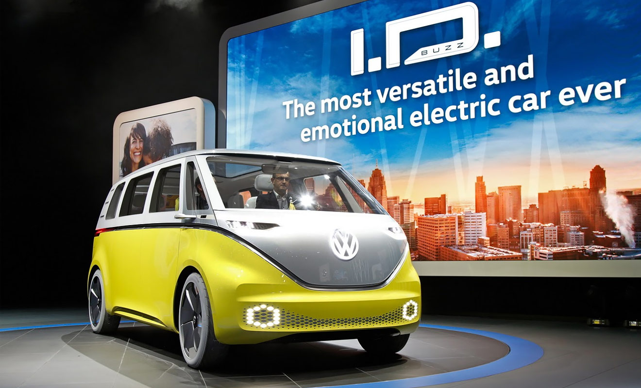 Концепт VW I.D. Buzz был показан еще в прошлом году в Детройте, но в Лас-Вегасе о нем снова вспомнили. Дело в том, что немецкий концерн намеревается запустить электрический минивэн в серию, причем с технологиями, разработанными в рамках партнерства с Nvidia. Умные автомобили VW будут базироваться на платформе Drive IX, специально разработанным Nvidia для транспортных средств с автономным управлением. Они смогут считывать лицо водителя и разблокировать двери, а в будущем &mdash; и реагировать на его поведения, активируя различные функции.