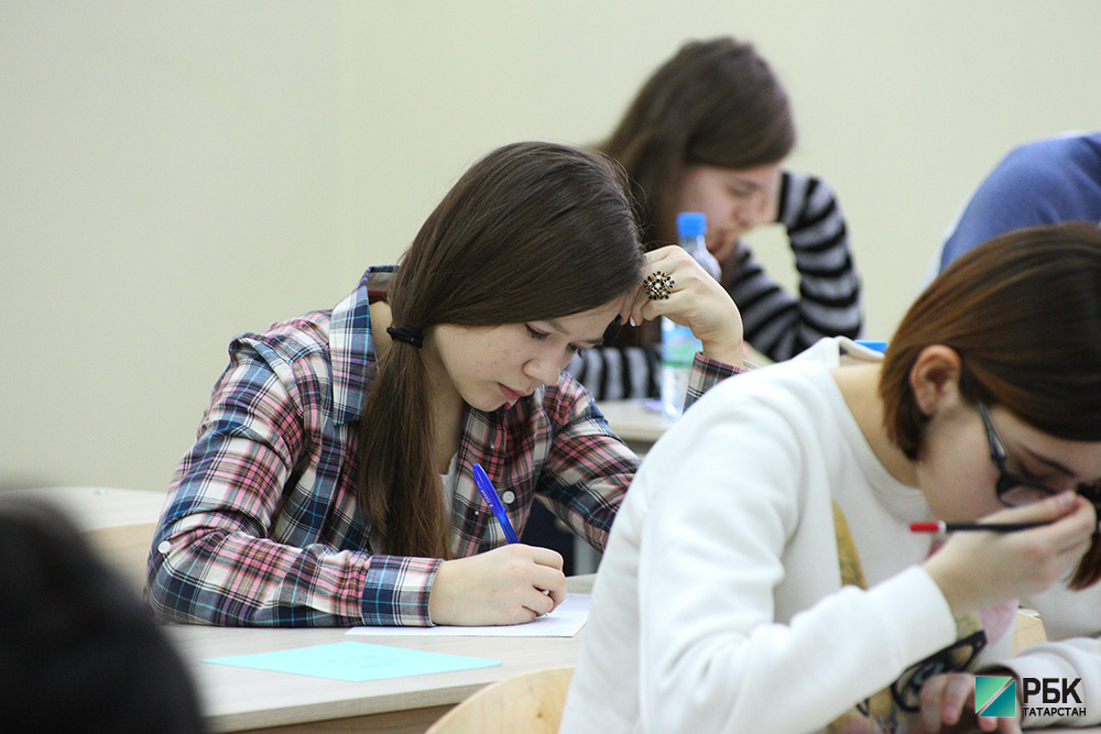 Менее половины выпускников 9-х классов в Казани выбирают профобразование