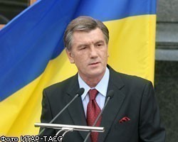 В.Ющенко предложил Д.Медведеву подписать соглашение по ЧФ