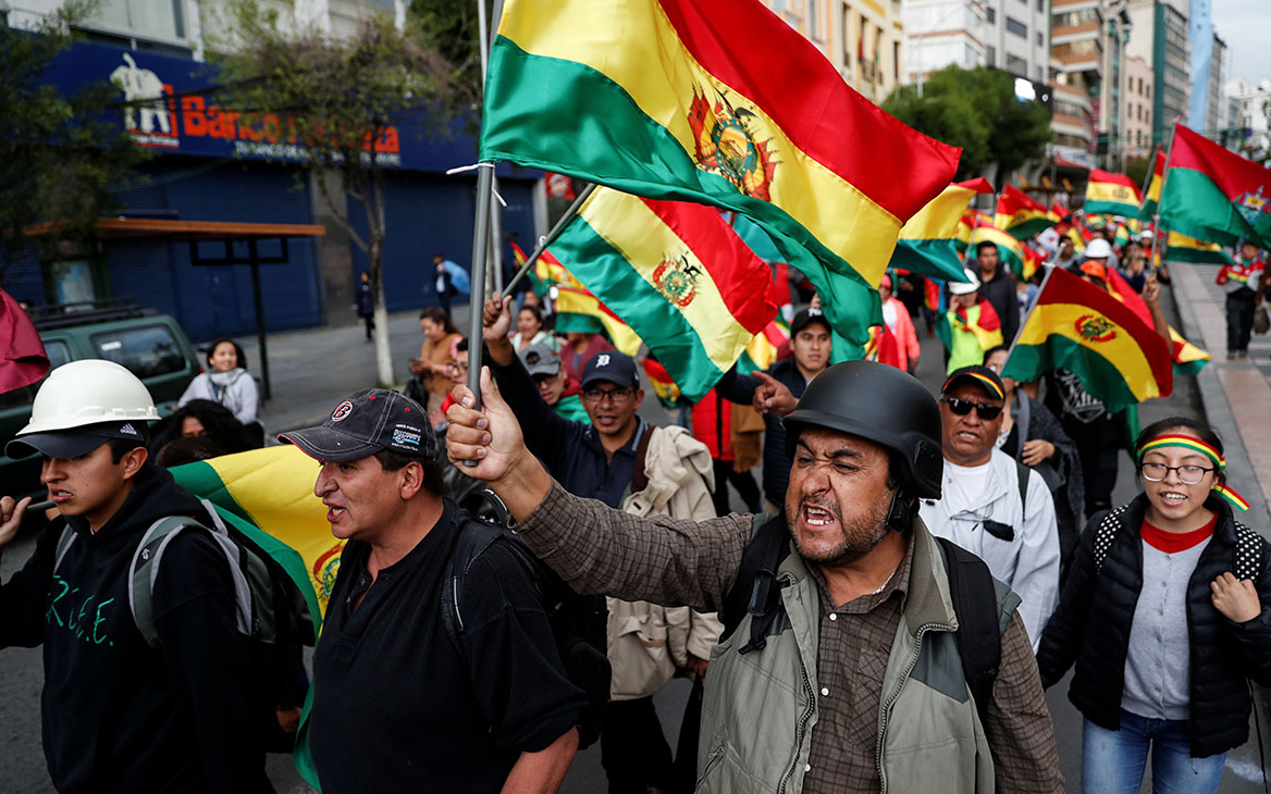МИД России увидел за событиями в Боливии «лекала срежиссированного» путча
