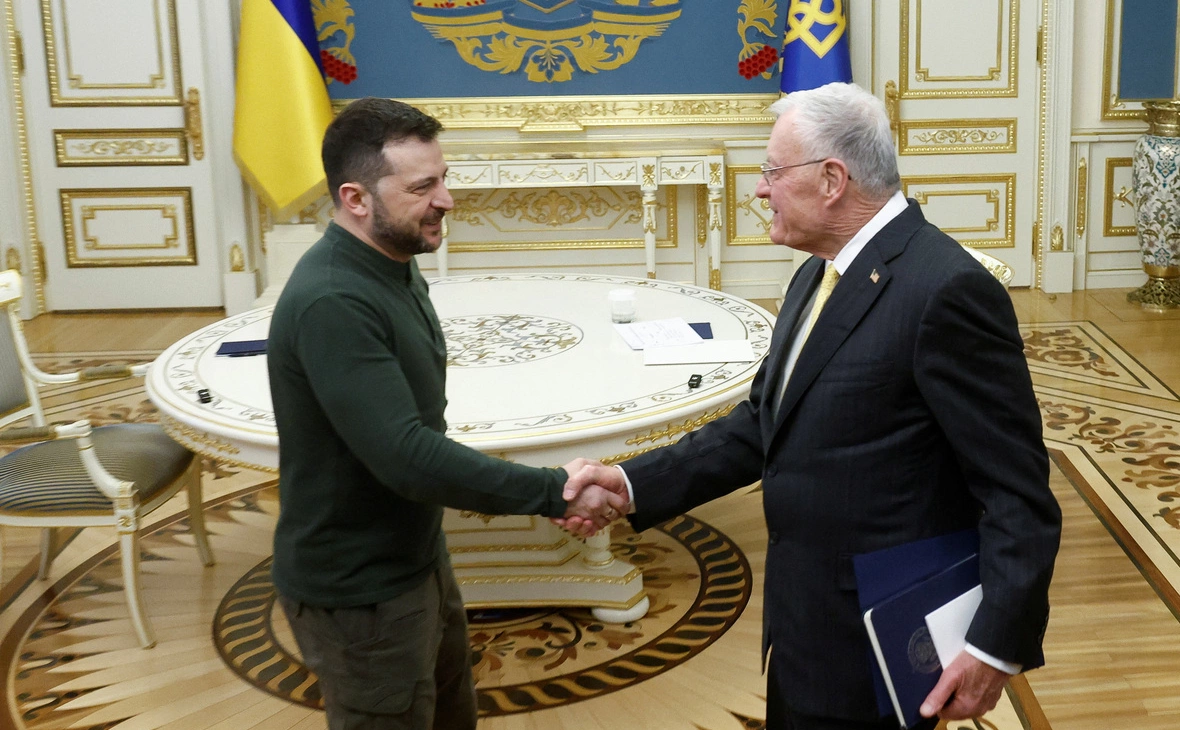 Thomas Peter / Reuters