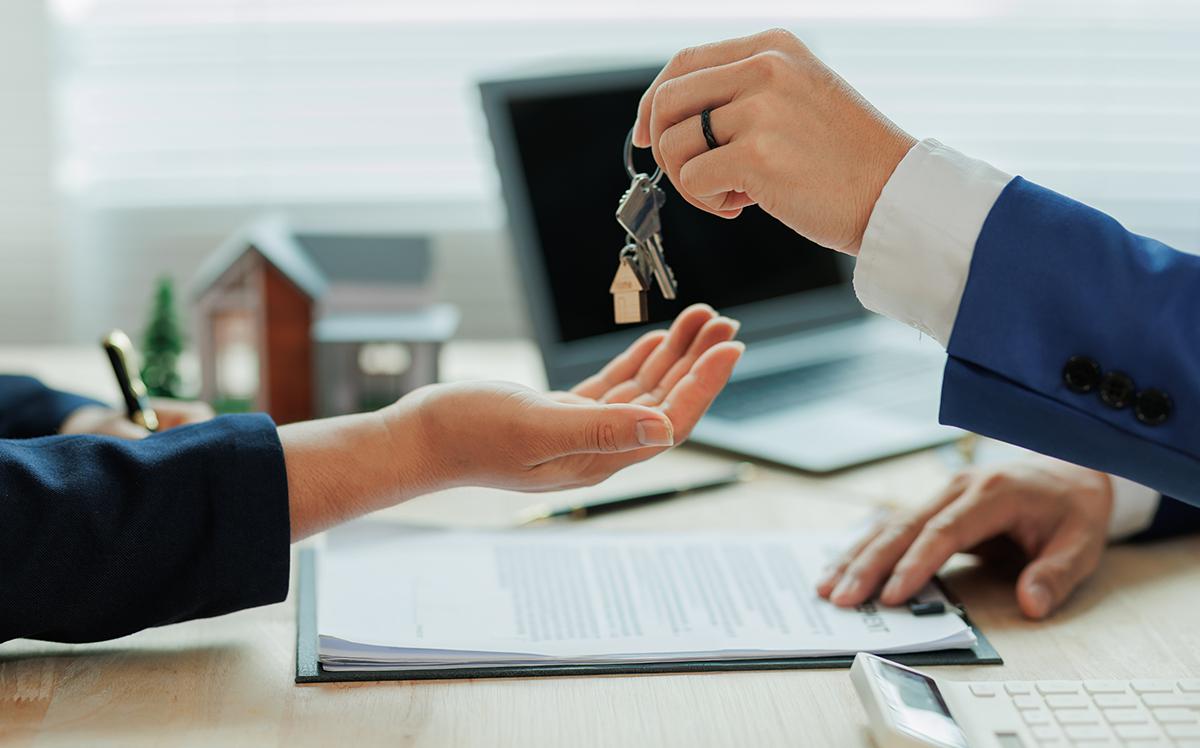 Росреестр опроверг снижение числа сделок с жильем из-за мошенников