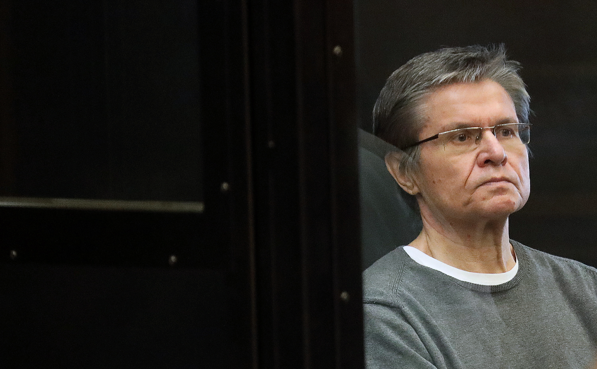 «Интерфакс» узнал о решении суда досрочно освободить Улюкаева"/>













