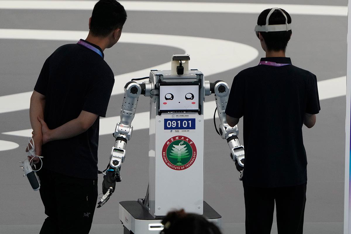 Всемирные игры гуманоидных роботов в Пекине. 15 августа 2025 года