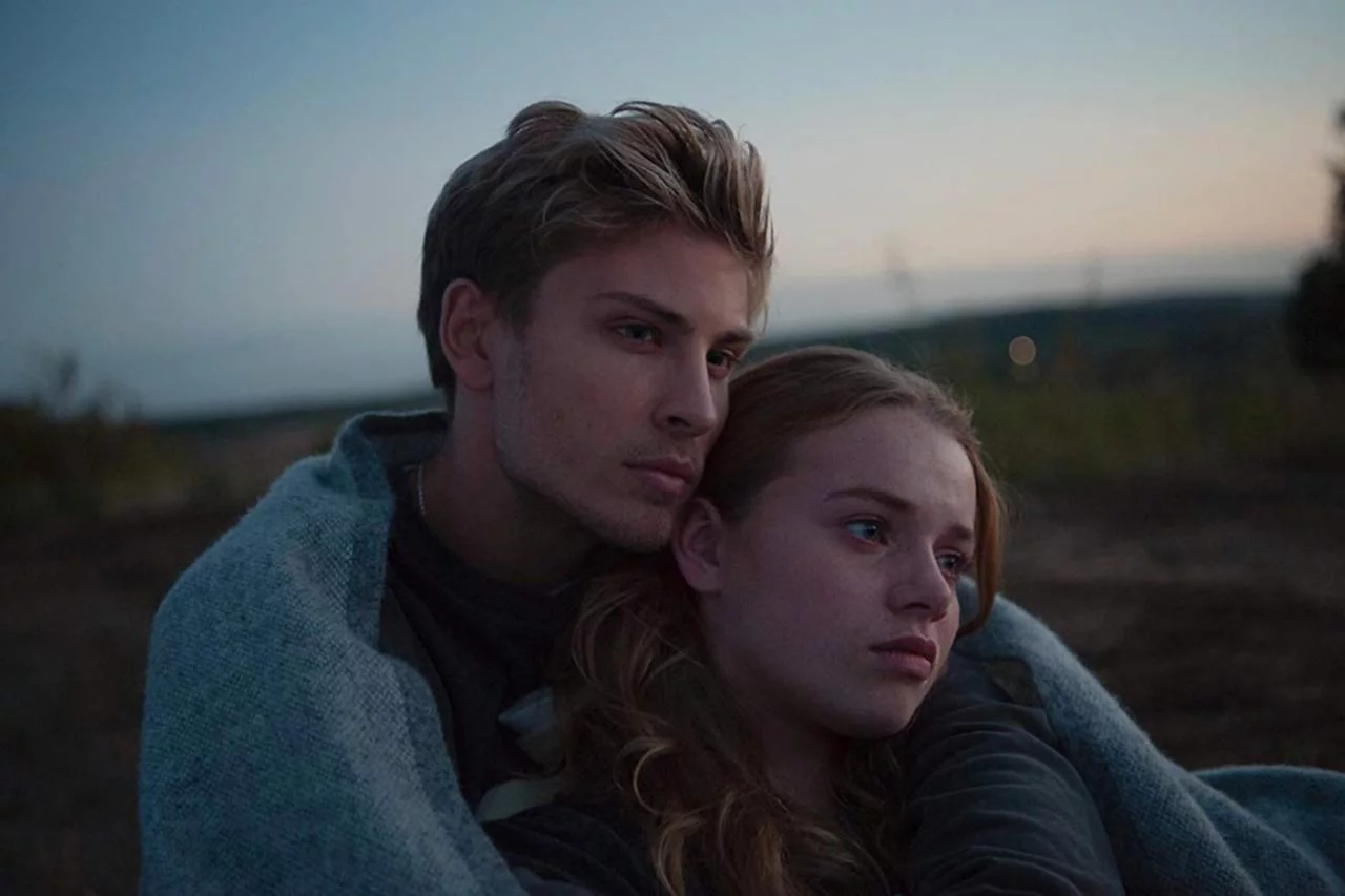 Кадр из фильма «Так близко к горизонту»