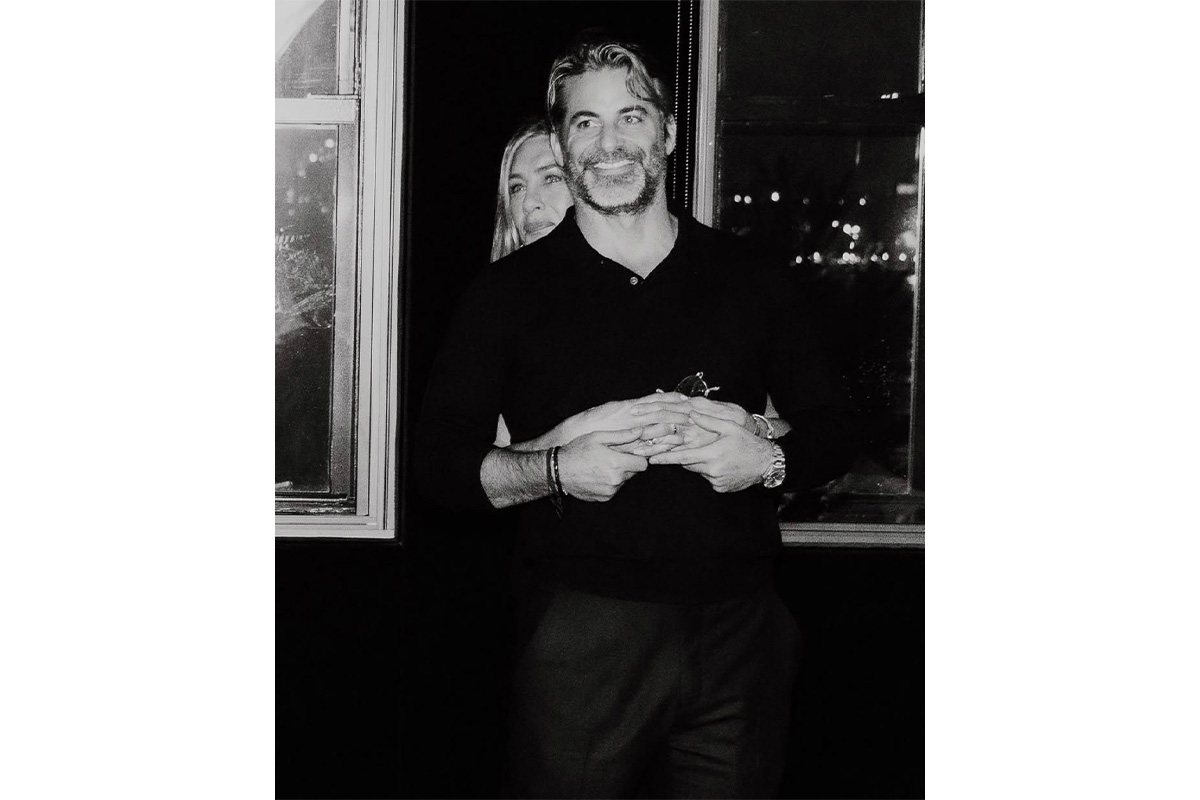 Дженнифер Энистон и Джим Кертис