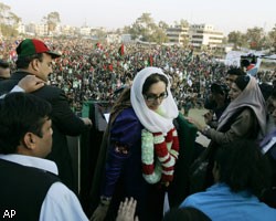 Эксперты: В гибели Б.Бхутто заинтересованы силы политического ислама