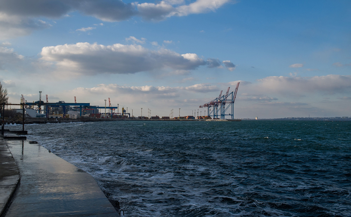 Вид на&nbsp;Одесский порт