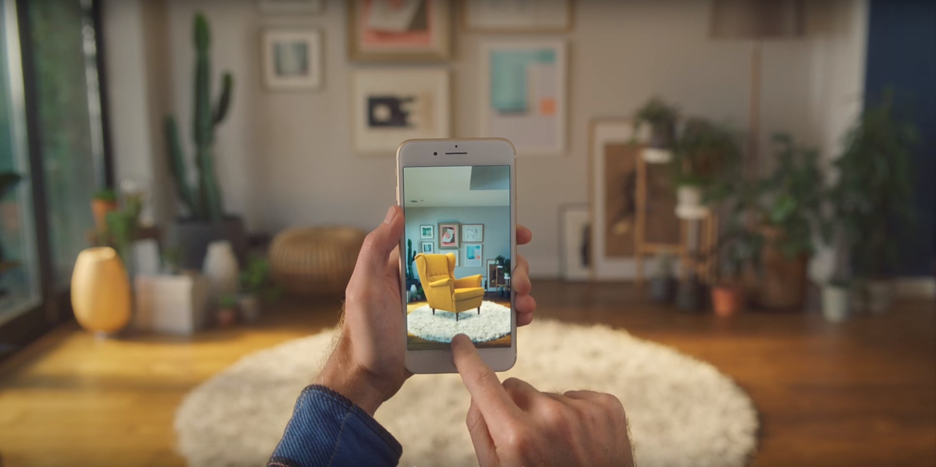 IKEA запустила приложение, с помощью которого можно посмотреть, как товары будут смотреться у них дома