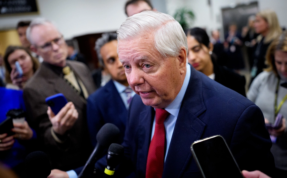 Andrew Harnik / Getty Images