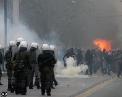 В массовых беспорядках в Греции пострадали 35 человек