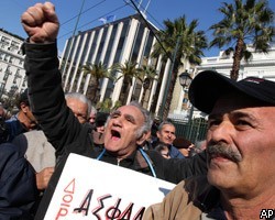 Парламент Греции ведет дебаты на фоне забастовки