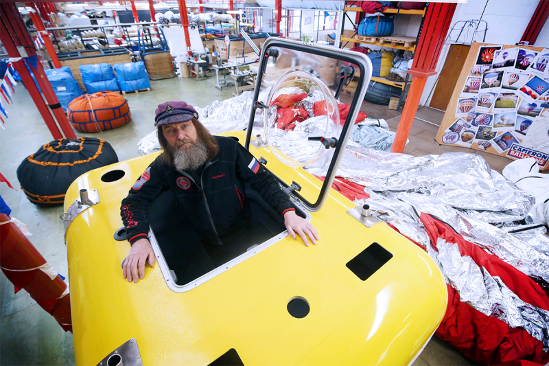 Федор Конюхов посетил компанию Cameron Balloons в Бристоле, где производится монтаж воздушного шара для его кругосветного полета