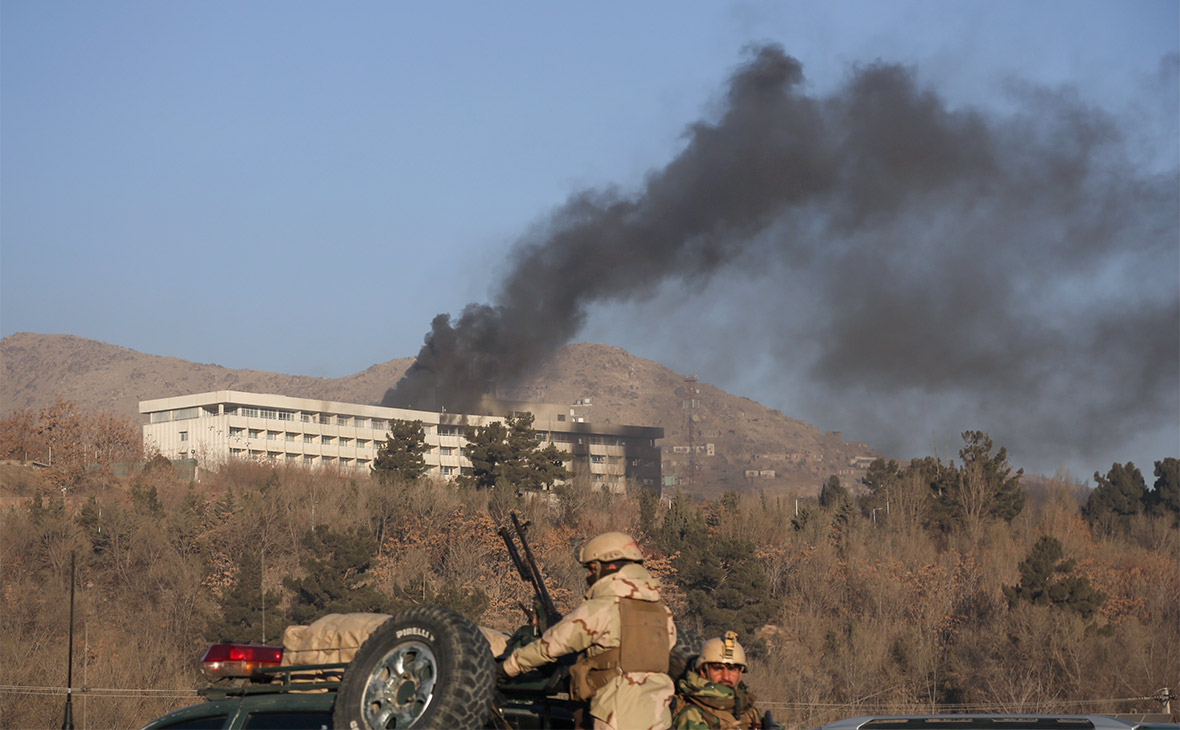 Афганские силовики штурмуют отель Intercontinental