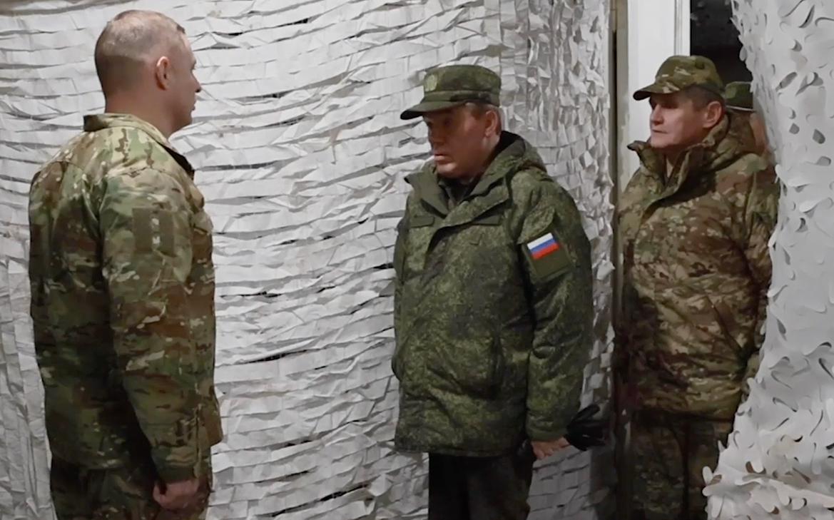 Герасимов второй раз за неделю посетил зону военной операции