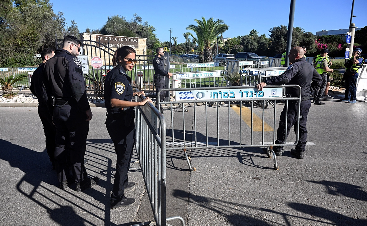 Rami Shlush / Reuters