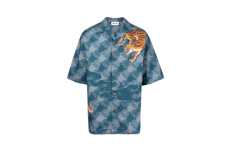 Рубашка Kenzo, 31 347 руб. (farfetch.com)