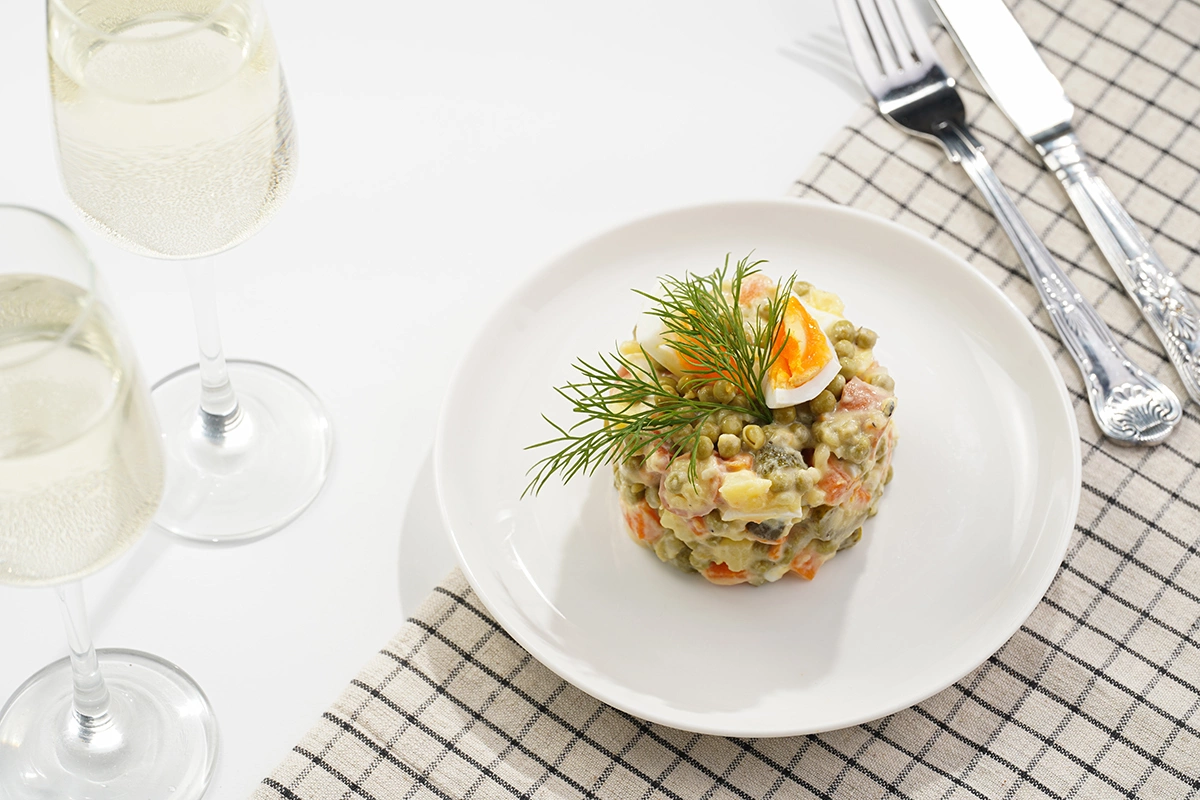 Правила сочетаний алкоголя и еды в новогоднюю ночь: советы врачей