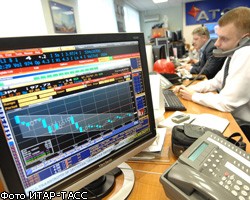 Торги на российском рынке акций начались сегодня снижением