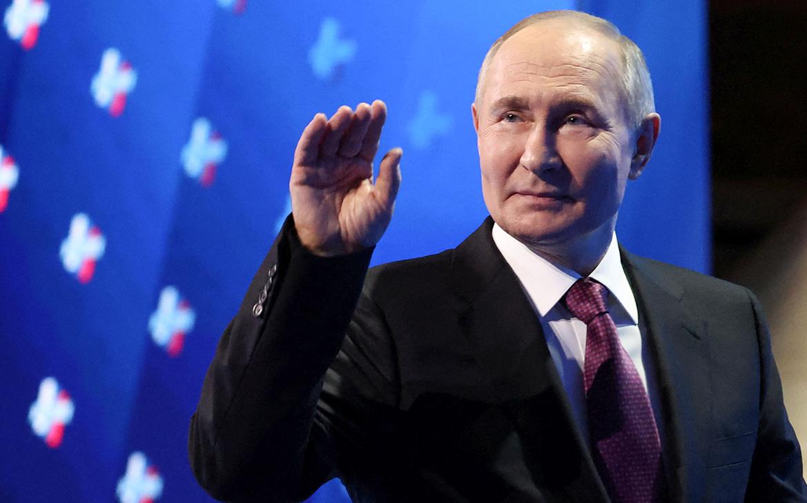 Песков заявил, что Путин и бизнес остались довольны съездом РСПП