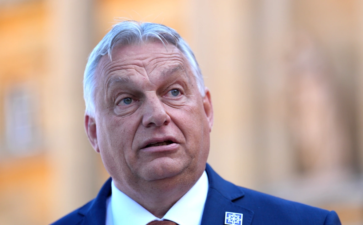 Carl Court / Getty Images