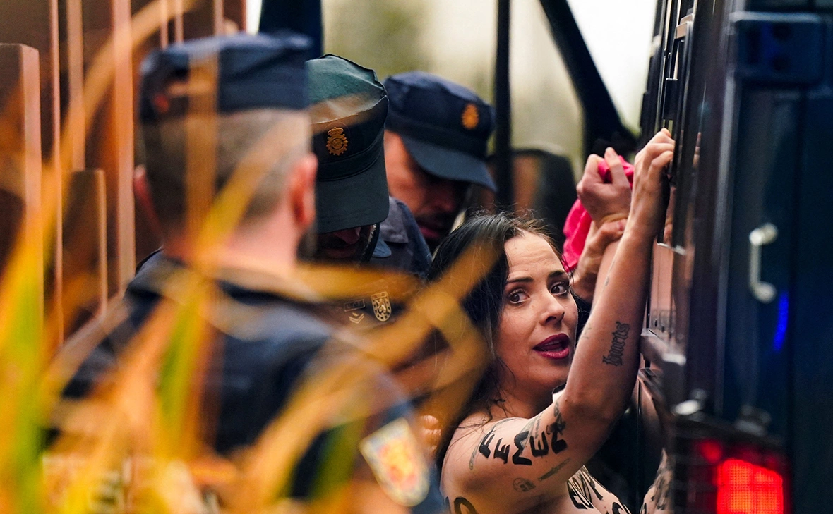 Ana Beltran / Reuters