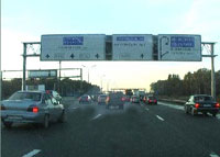 Росавтодор планирует к концу 2004г. ввести в эксплуатацию автомагистраль Владивосток - Москва - Варшава - Берлин