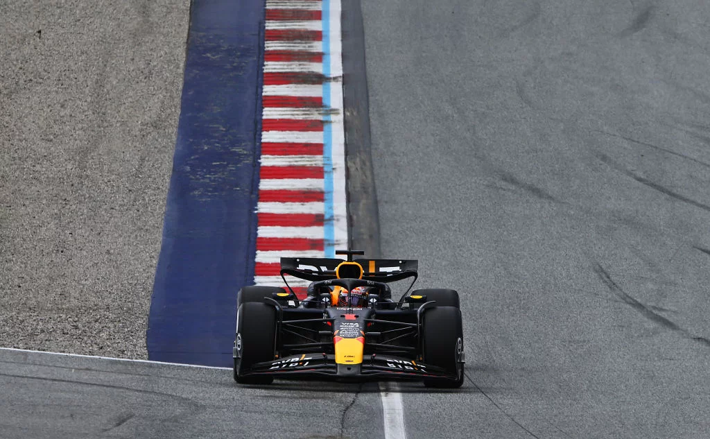 Rudy Carezzevoli / Getty Images