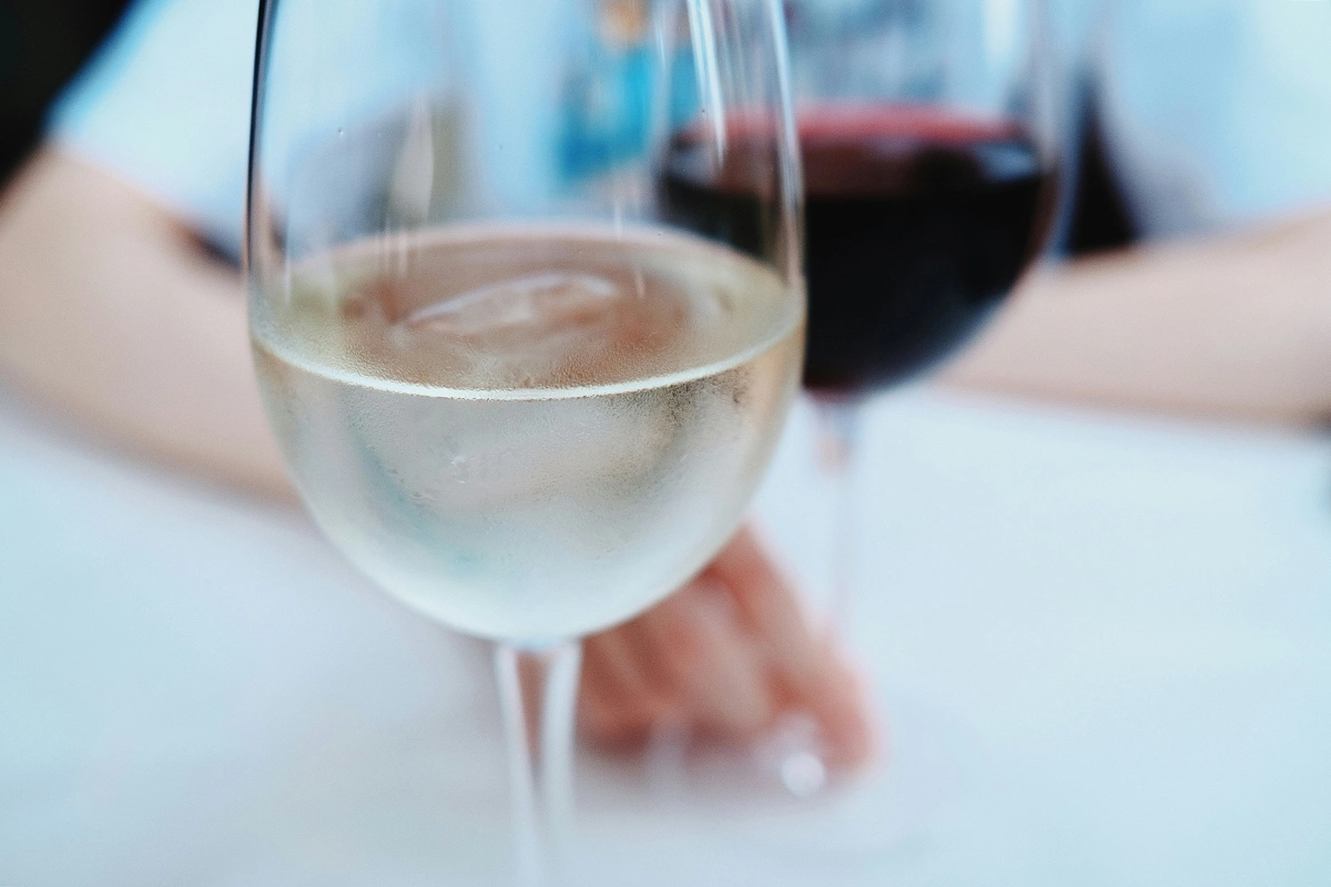 Винный маркетолог, автор телеграм-канала «Я есть Монкус» Кристина Монкус рассказала «РБК Вино» о своих встречах с великими современниками из мира вина