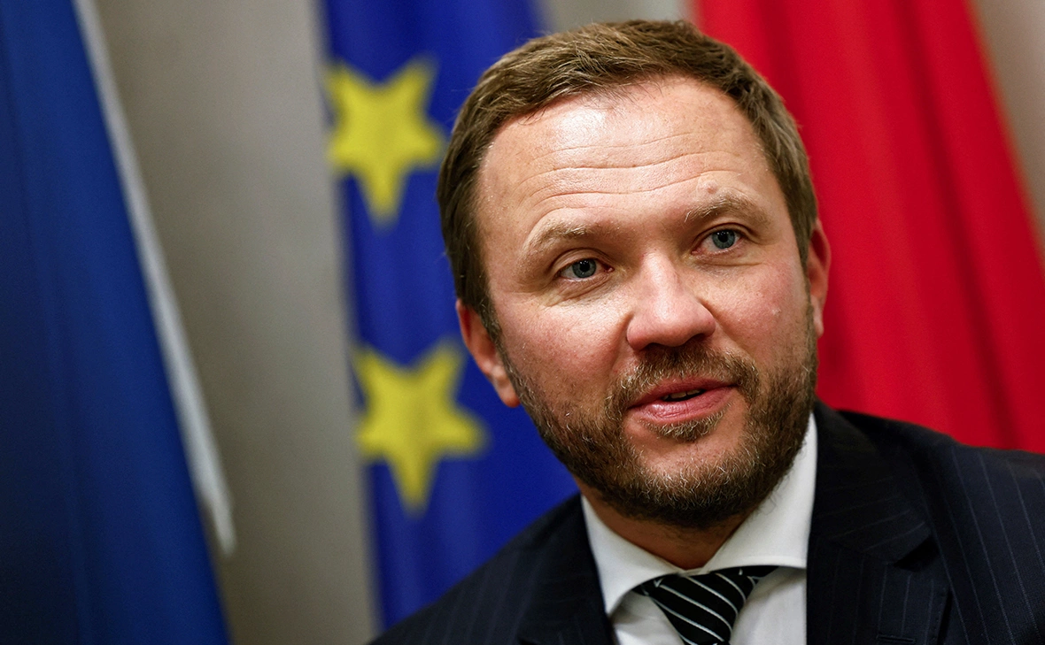 Tingshu Wang / Reuters