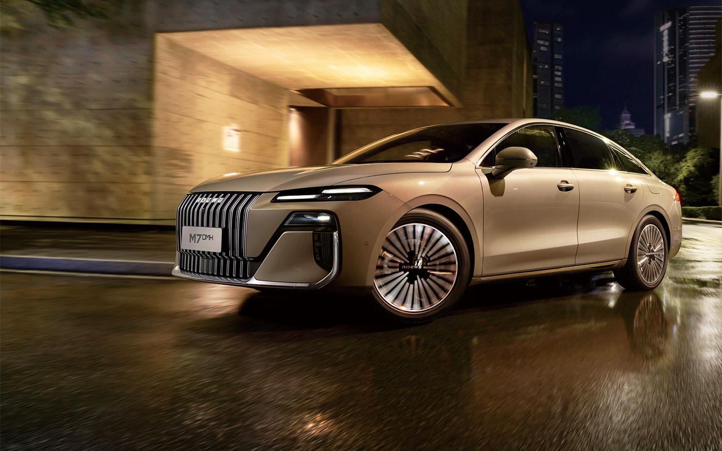 «Не ищем других партнеров». Директор «Москвича» — о планах и новом седане