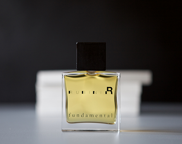 Кожаные ноты, «пьяный» уд и дух Эмиратов: обзор парфюмерной выставки Esxence 2015
