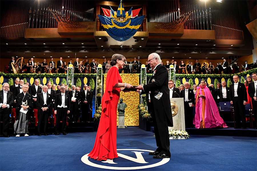 Третий лауреат в 2018 году &mdash; канадский физик Донна Стрикленд. Она работала над тем же исследованием, что и Муру