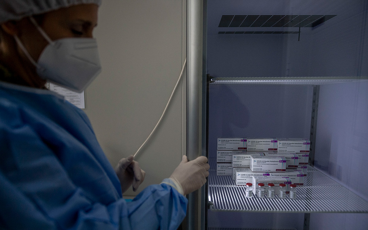 РФПИ сообщил о результатах «коктейля» вакцин AstraZeneca и «Спутник Лайт»