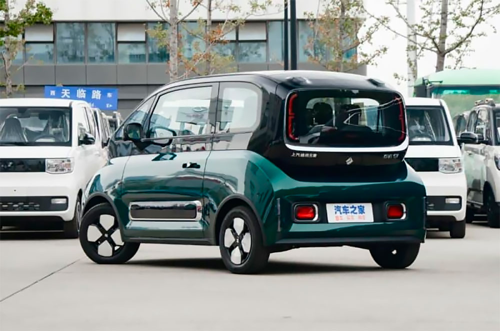 В Китае представили футуристический ситикар по цене «упрощенной» Lada
