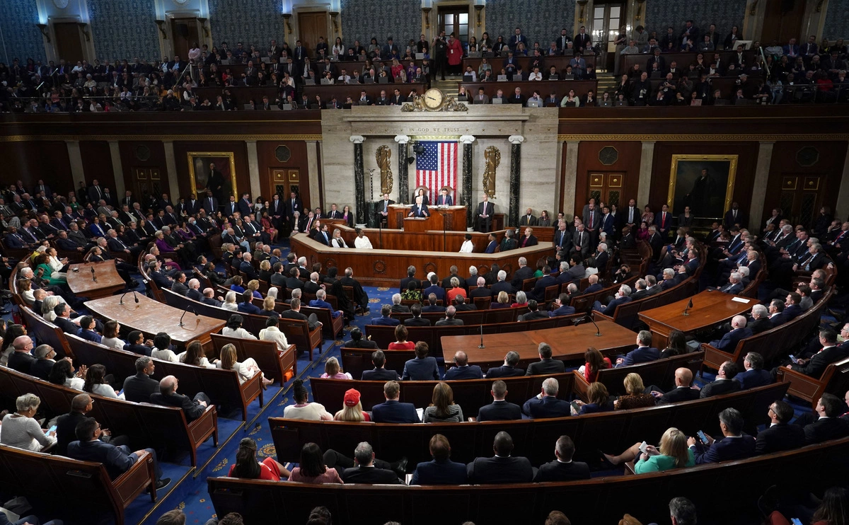 Kevin Lamarque / Reuters