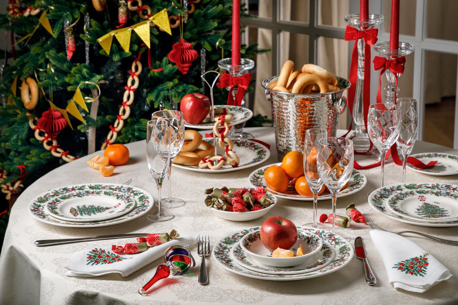chic-style-palettes-for-new-year-table-setting2-1