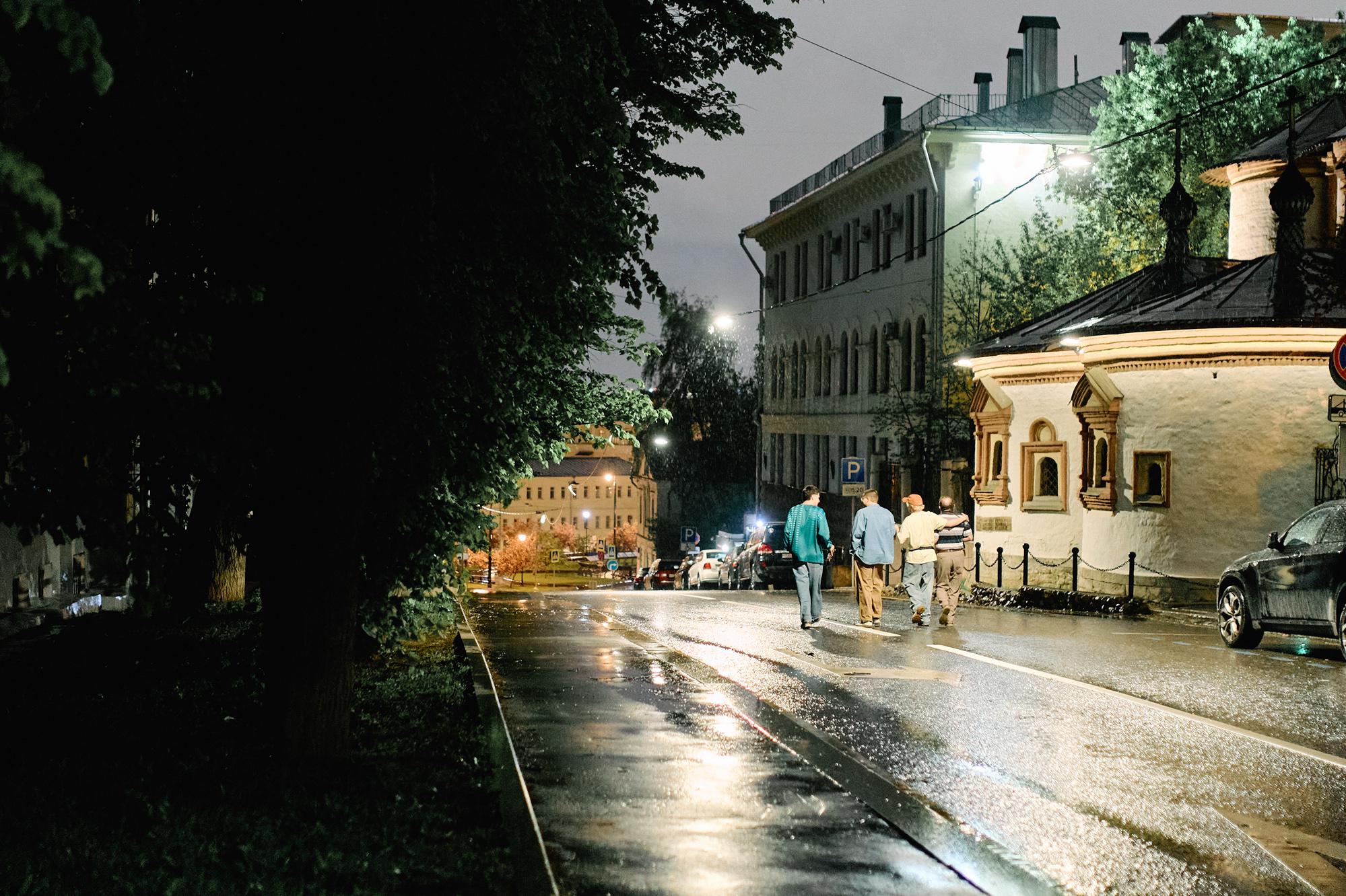 Кадр из фильма &laquo;Здесь был Юра&raquo;