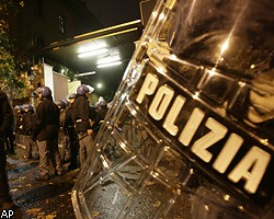 Беспорядки в Риме: футбольные фанаты атаковали полицию