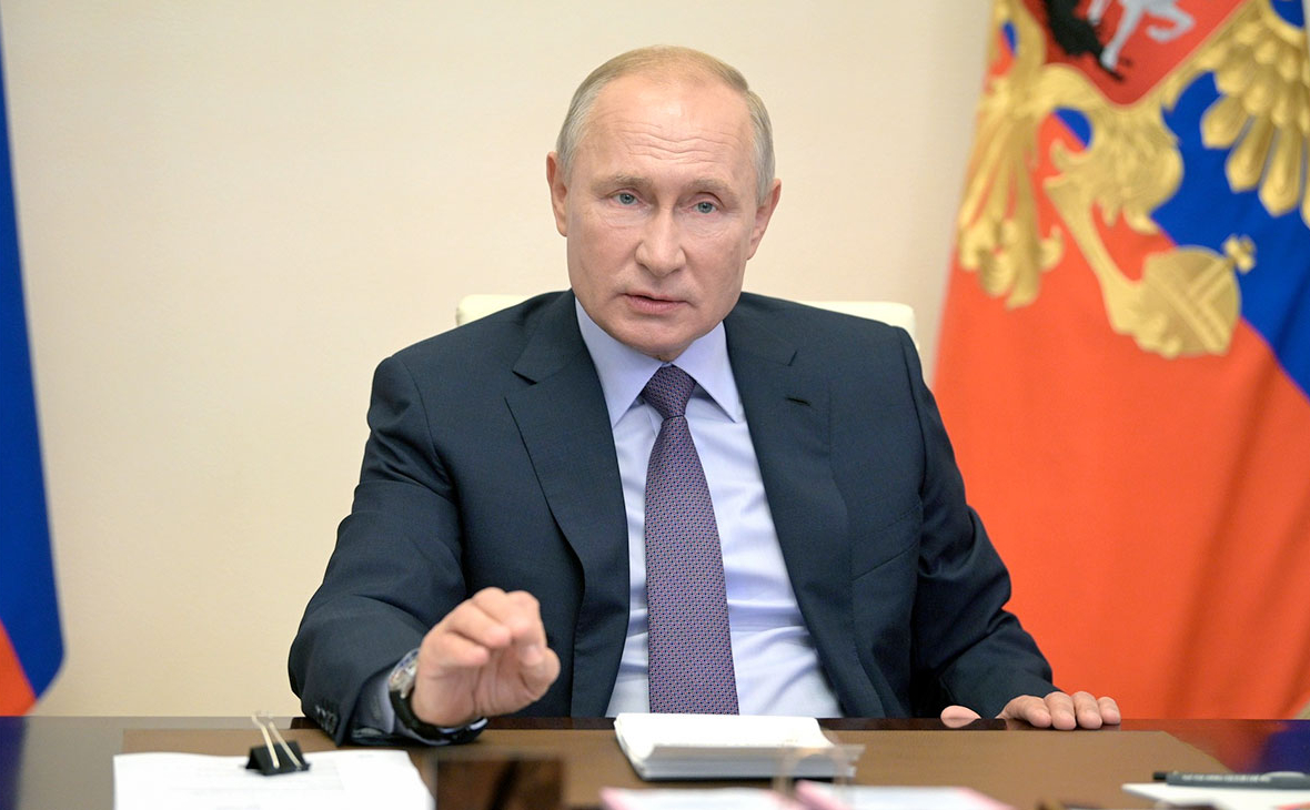 Владимир Путин во время заседания Совета по стратегическому развитию и нацпроектам
