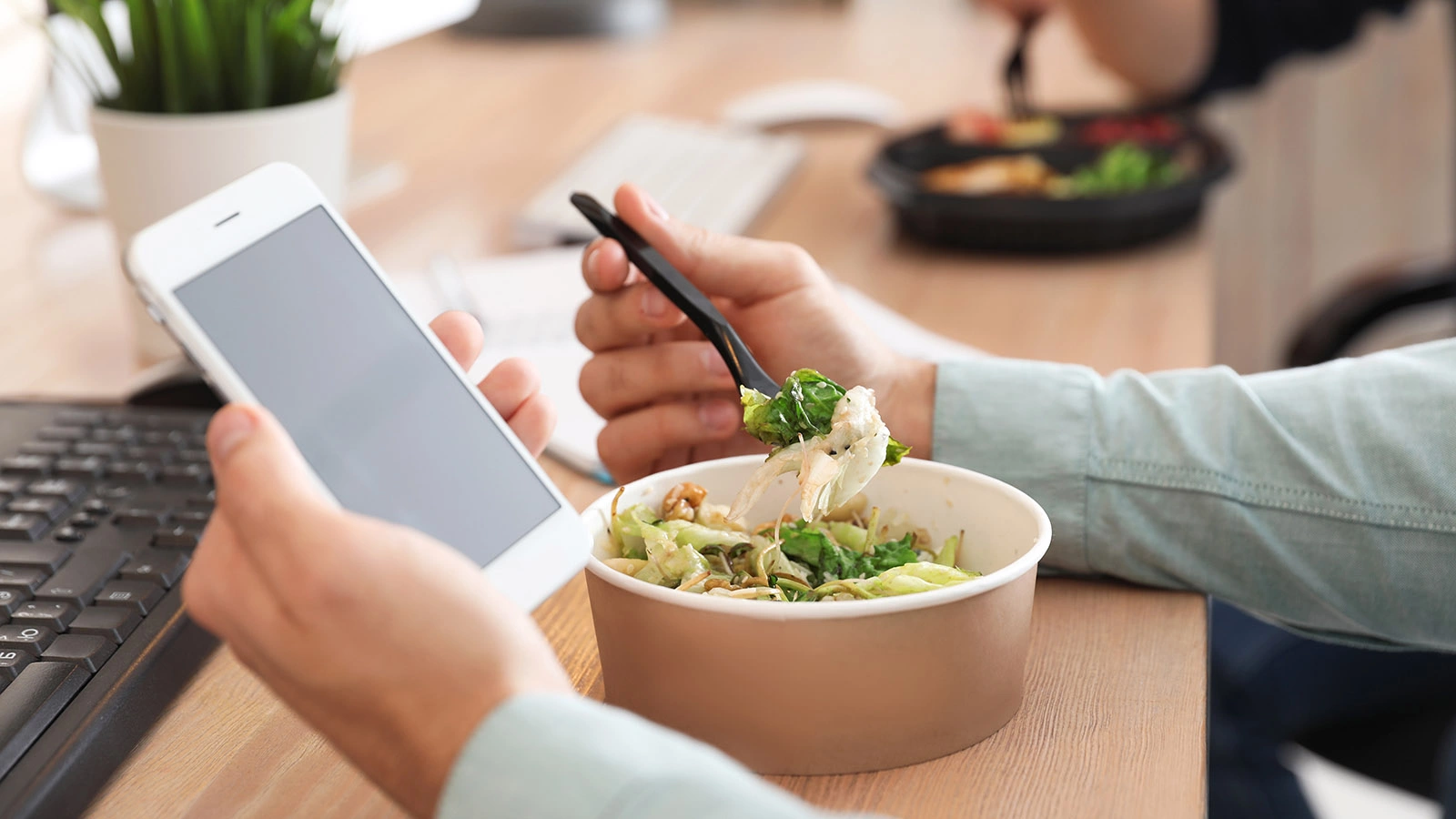 Оплачивается ли обеденный перерыв. Эксперт все объяснила