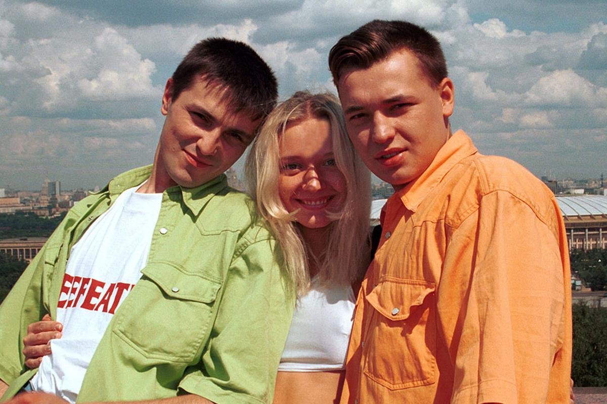 Алексей Потехин, Настя Кондрыкинская и Сергей Жуков в 1997 году