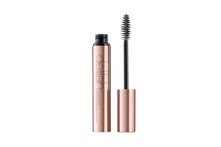 Тушь Definitive Volumising and Defining Mascara, Delilah