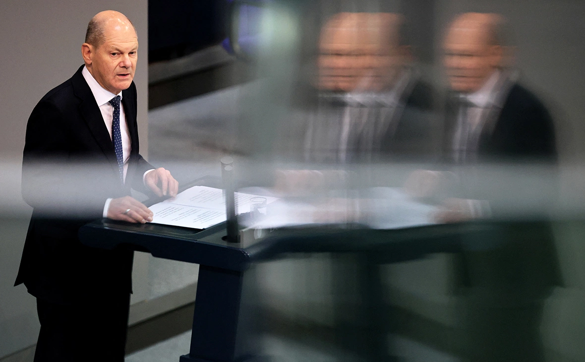 Christian Mang / Reuters