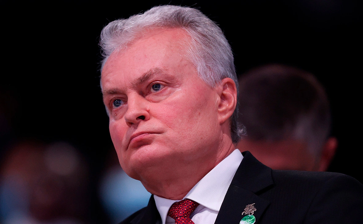 Adrian Dennis / Getty Images