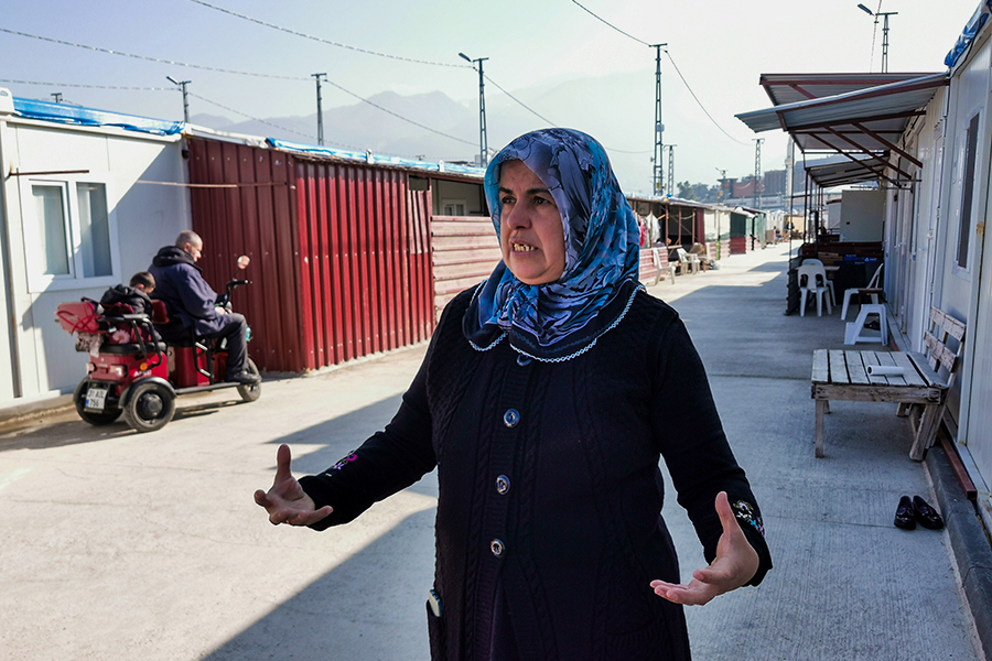 Жительница контейнерного городка в Искендеруне рассказывает о бытовых сложностях во временном жилье