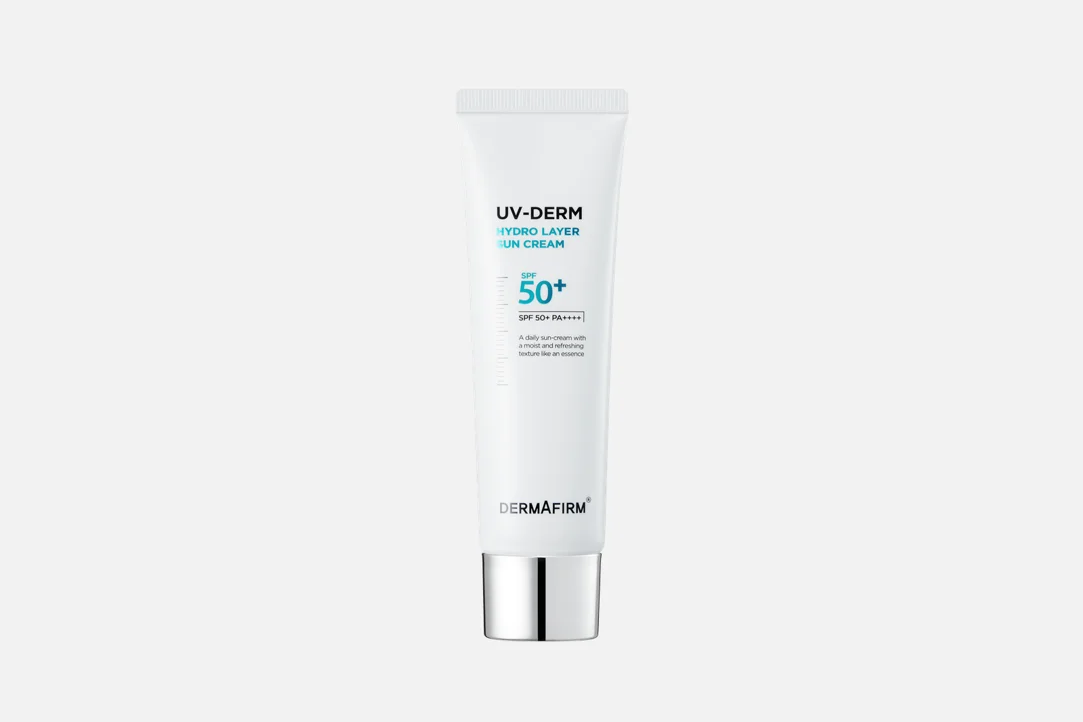 Солнцезащитный крем для лица SPF 50+ UV-derm Hydro Layer, Dermafirm, 3900 руб. («Золотое яблоко»)