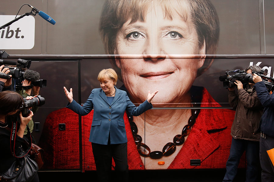 В 2005 году Меркель стала первой женщиной-канцлером в истории Германии. В 2017 году она снова выиграла выборы и осталась у власти на четвертый срок. СМИ называли эту победу провальной, на голосовании в бундестаге за нее проголосовали 364 депутата из 688.