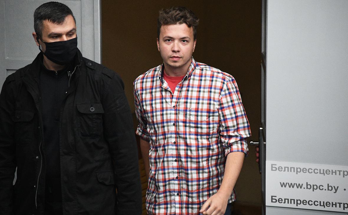 Гособвинение в Белоруссии попросило для Протасевича десять лет тюрьмы