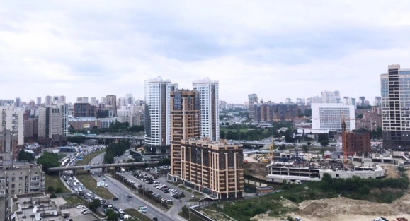 РБК Новосибирск, фото в тексте — "Брусника"